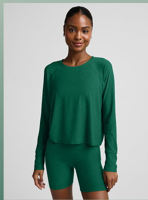 Featherweight Daydreamer Pullover
