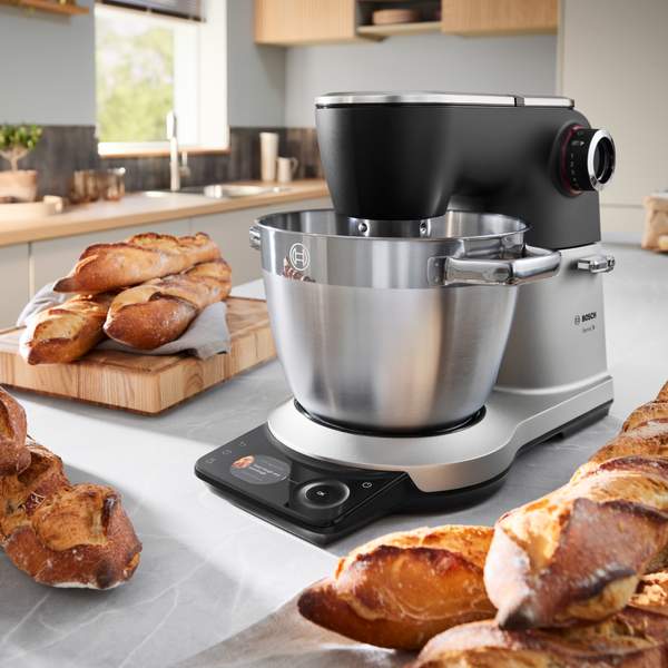 Bosch MUMS8ZS00 Serie 8 köksmaskin med våg, silver/svart