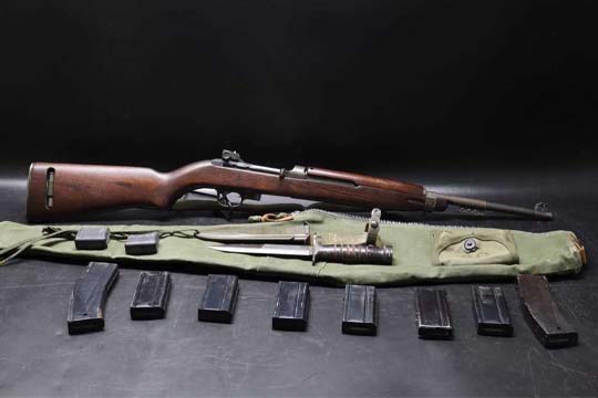 Inland Division M1 Carbine Semi-Automatic Rifle .30 Carbine