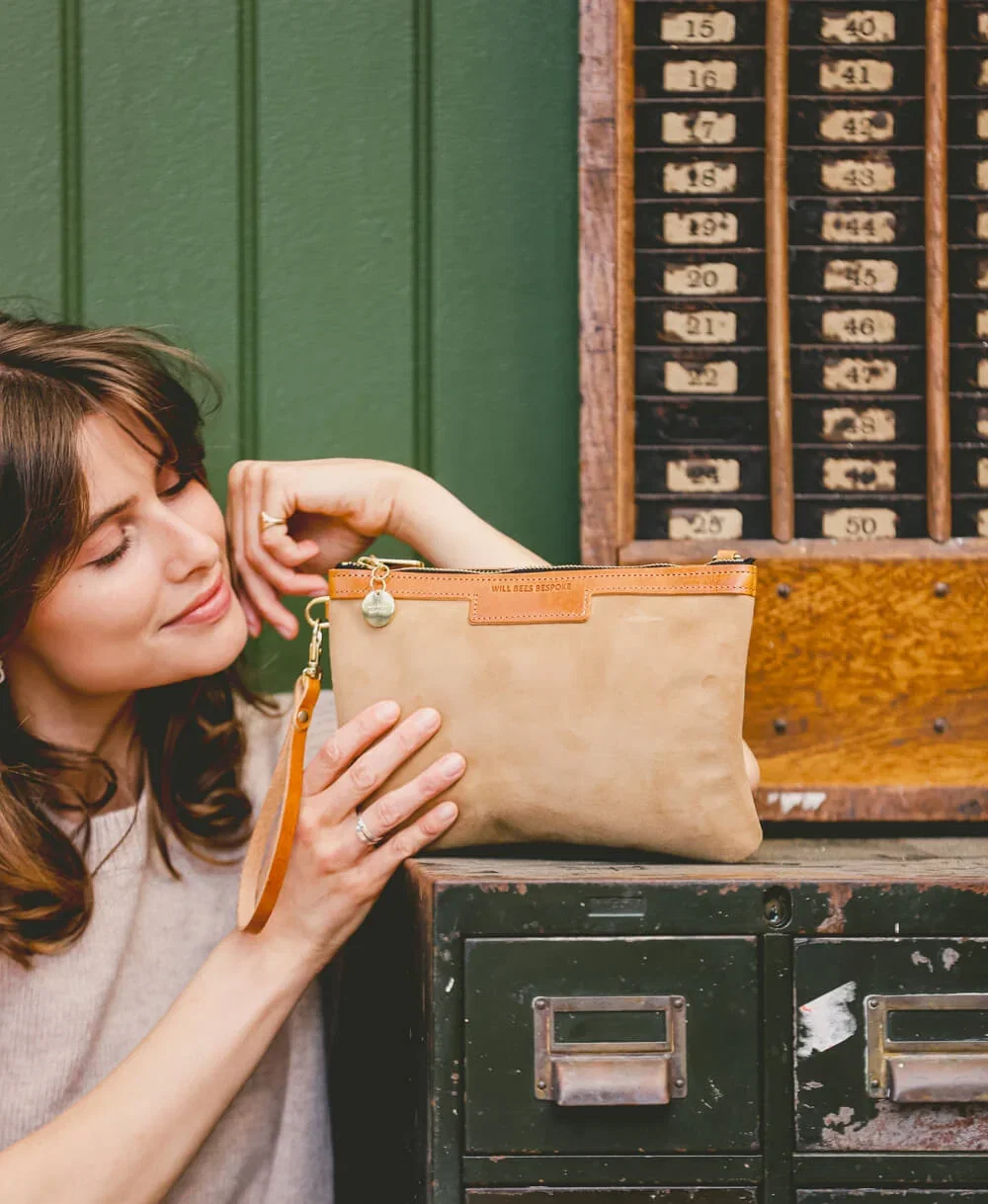 Diana Clutch in Camel Suede