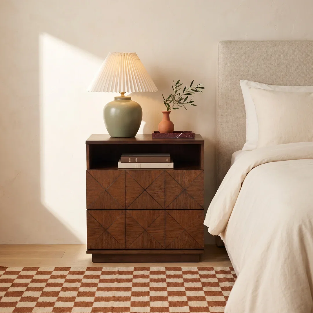 Iriye Nightstand