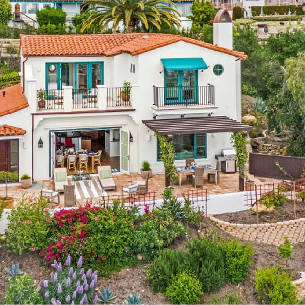 Find a house for your next vacation.