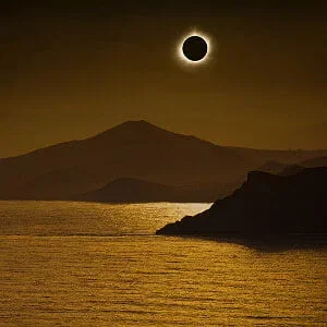 Total Solar Eclipse from Greece and Malta