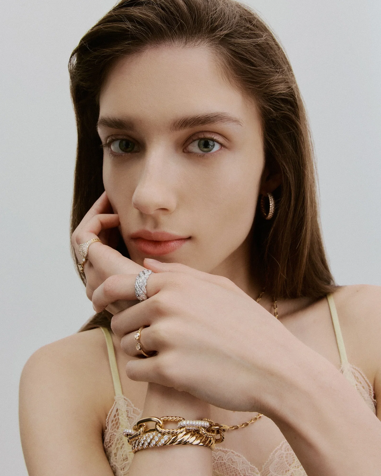 JK wears DAVID YURMAN