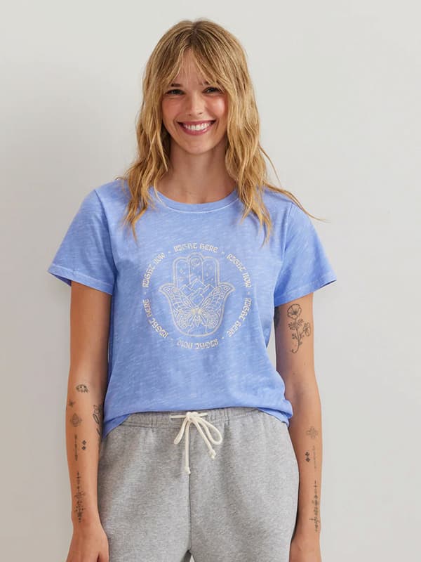 Women's Graphic T-Shirt - Right Here Right Now