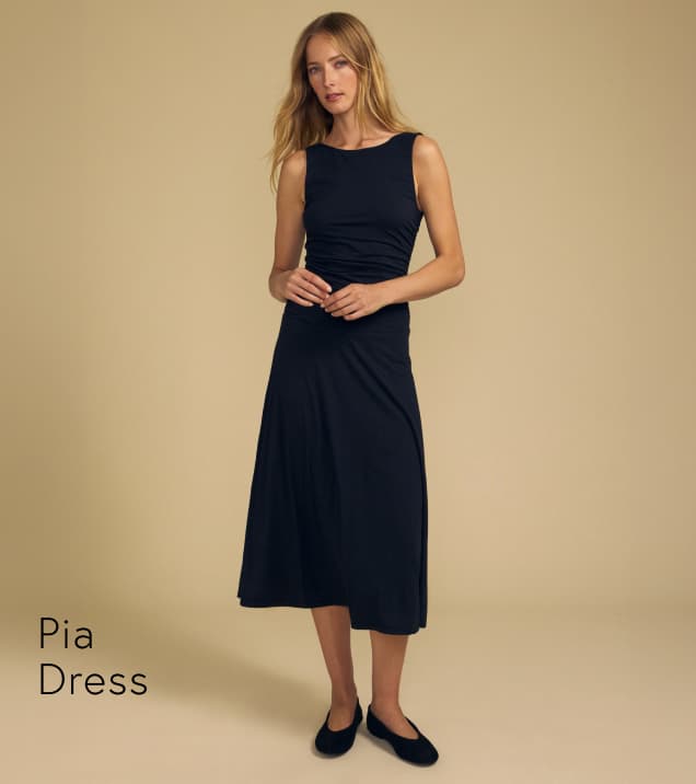 Image of model wearing Pia in Black.