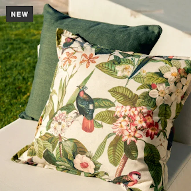 Latest scatter cushions, covers and inners