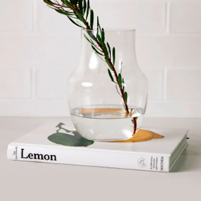 Thread Office Teardrop Clear Glass Vase