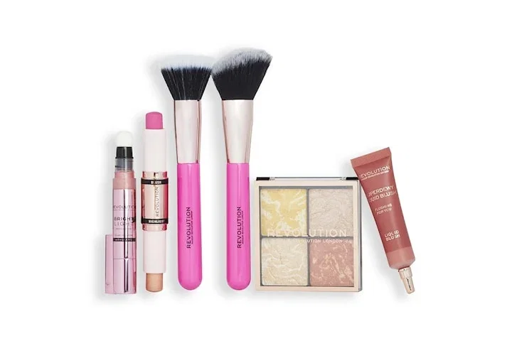 Makeup Revolution Blush & Glow Gift Set
