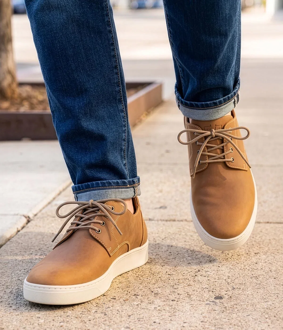 Style shown: Dillard's Exclusive - Flag LTD. Cameron Leather Plain Toe Oxfords, $54.99