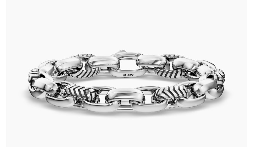 Chevron Oval Link Bracelet in Silver