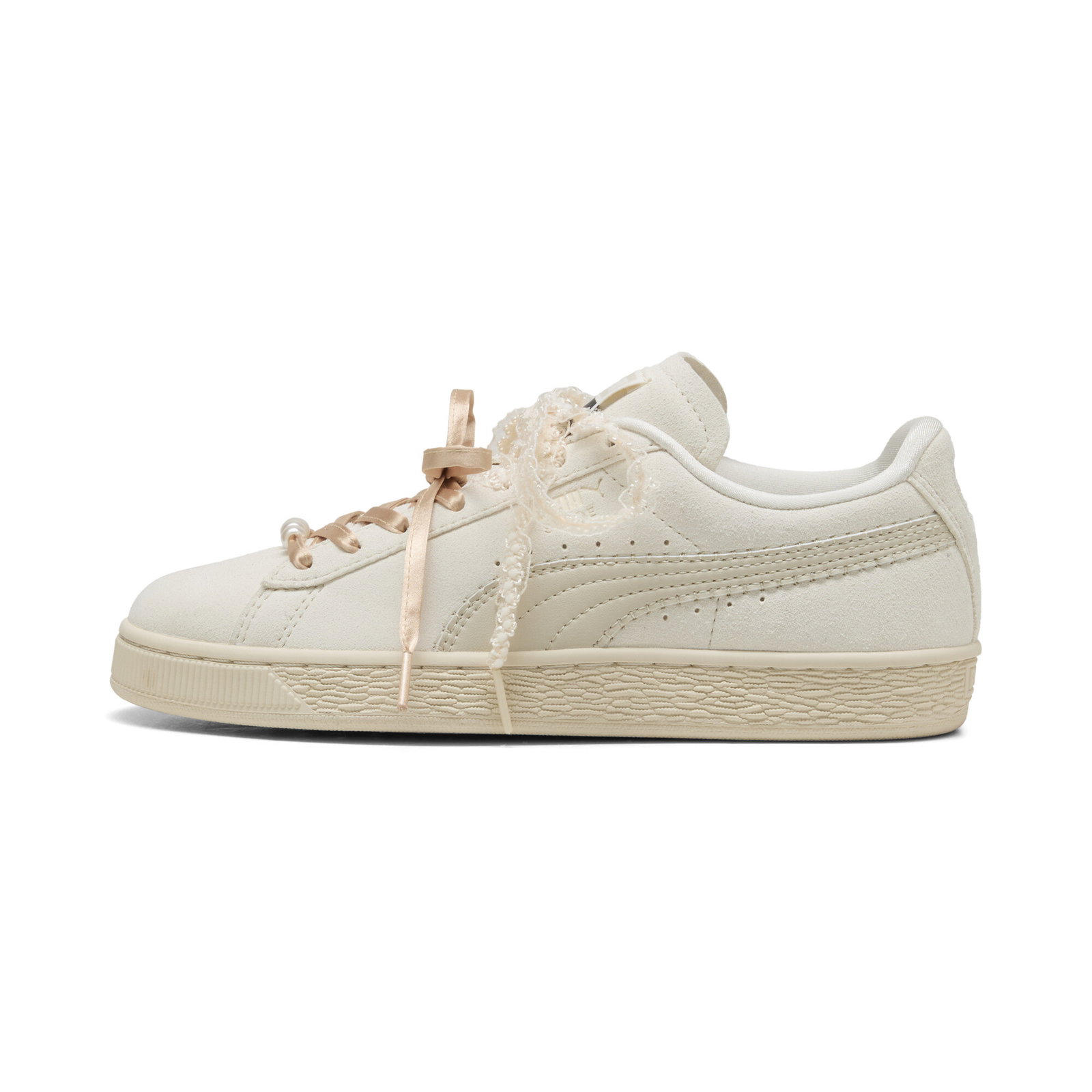 PUMA Suede Bloom Women's Sneakers