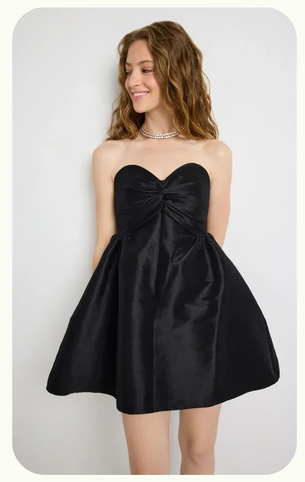 Save $560 by renting this KIKA VARGAS dress