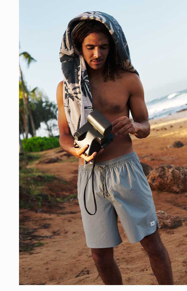 Male model in our OTG Venn Volley