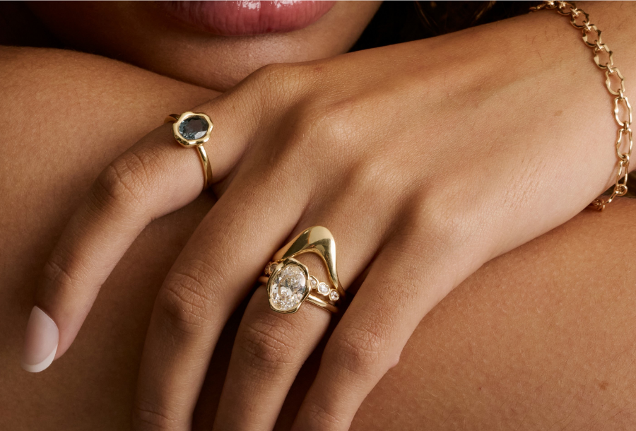 From engagement rings to everyday fine jewelry, browse our ready-to-ship favorites — no lead time, no wait, just pieces ready to go the moment you are.