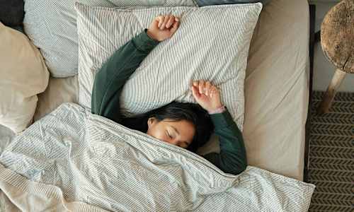 Still Snoring? I Swear By This Device For My Mild Sleep Apnea (& It's On Sale)