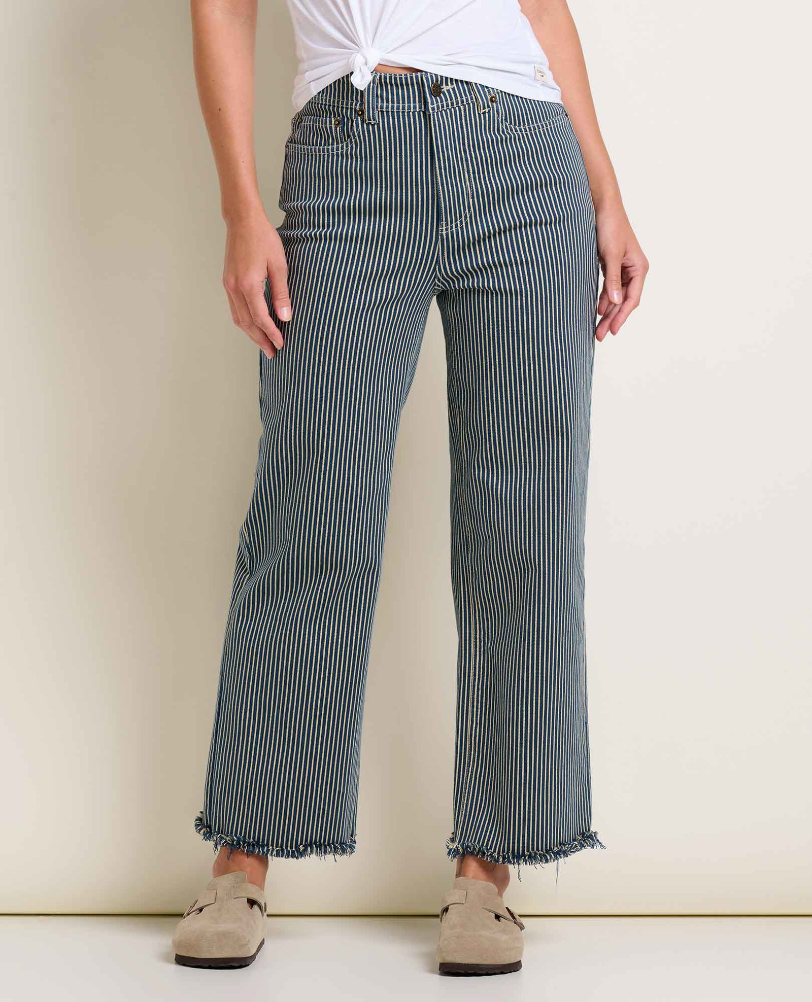 Image of Women's Balsam Cutoff Jean