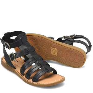 Iana sandal in black.