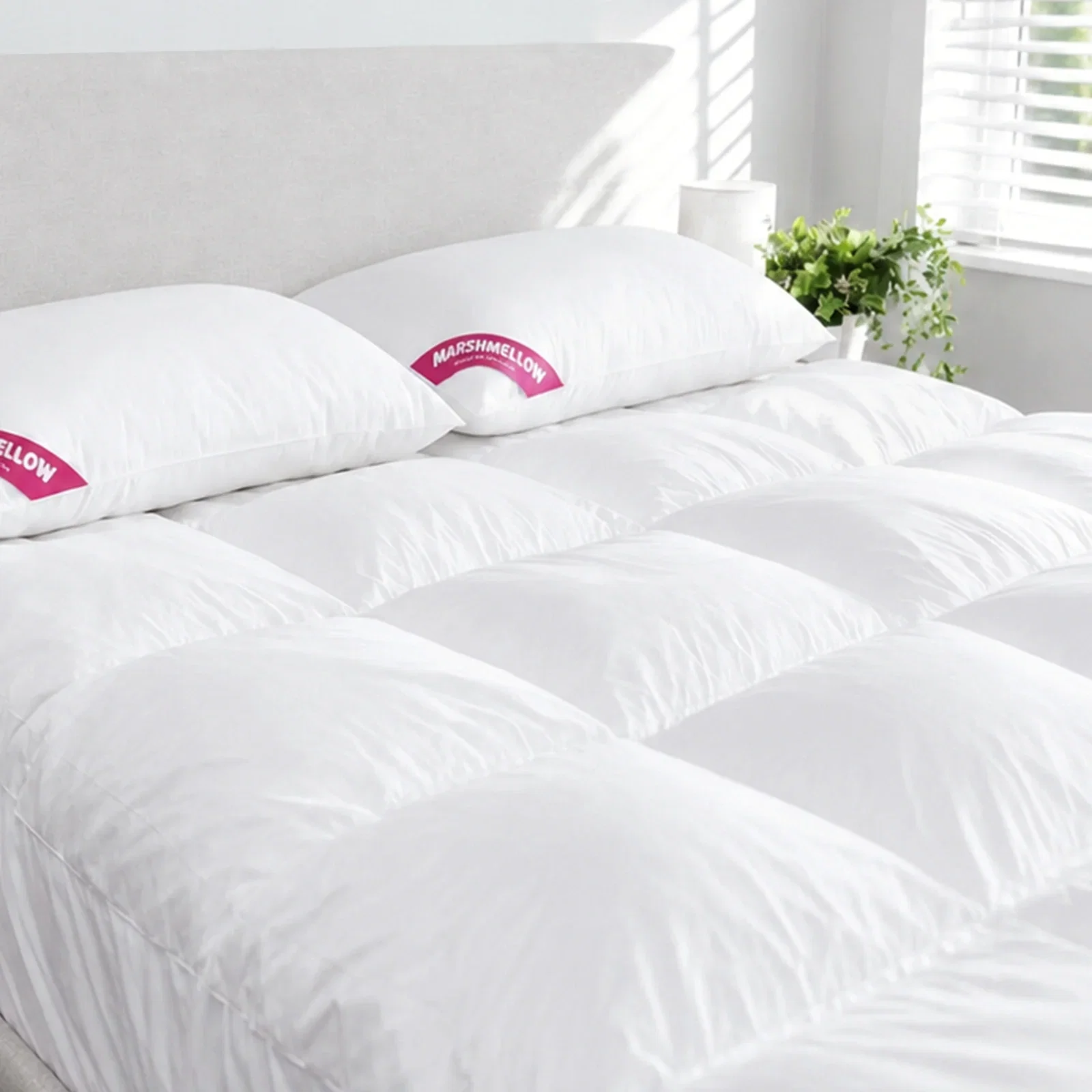 Image of Marshmellow™ Plush Mattress Topper + 2 Free Pillows
