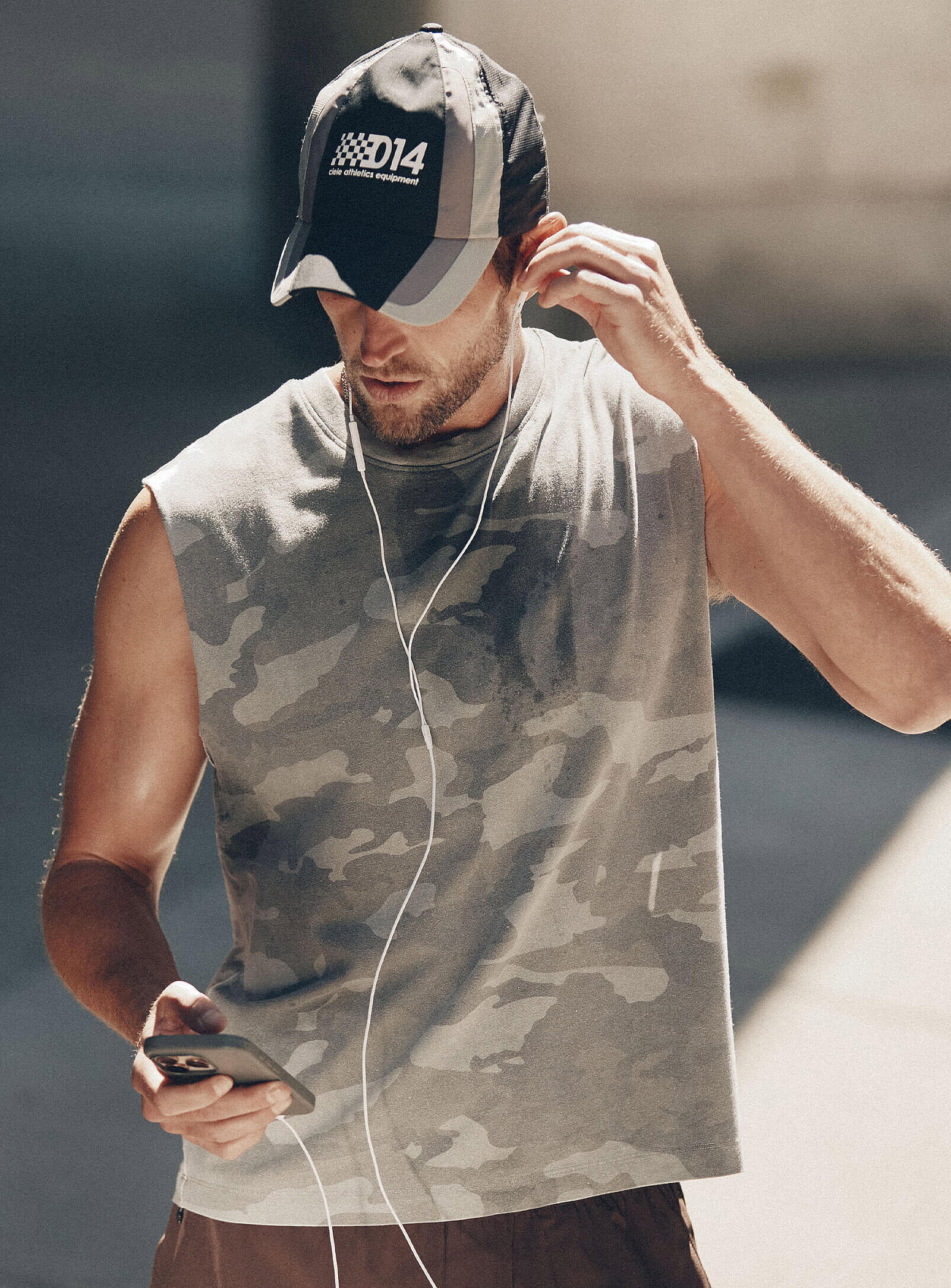 Faded organic cotton muscle tee