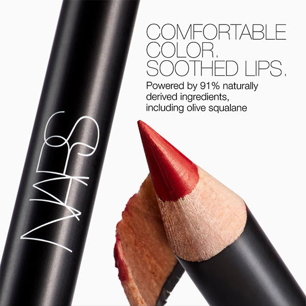 Slot 4: Powered by 91% naturally derived ingredients, including olive squalane.