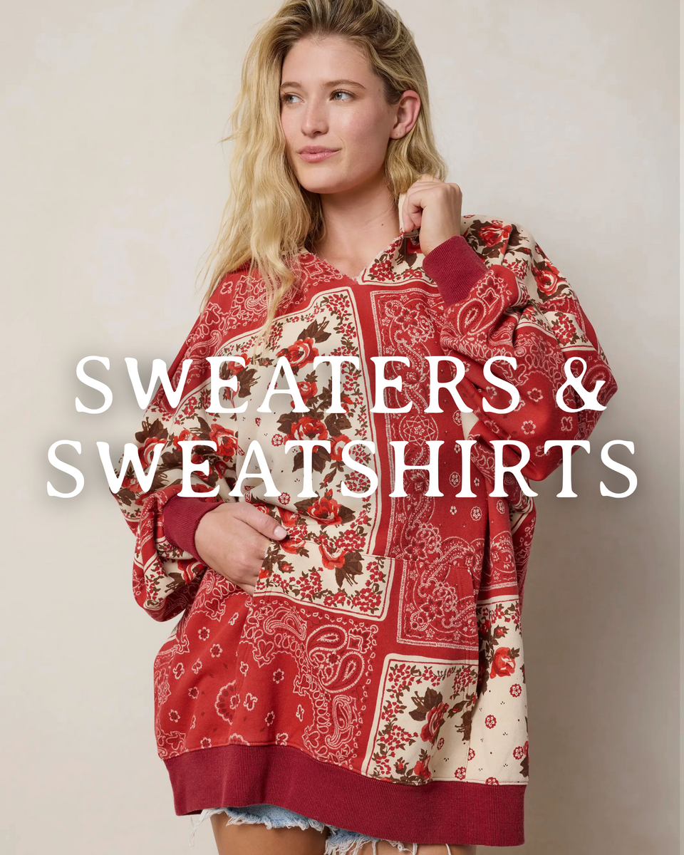 SWEATERS & SWEATSHIRTS
