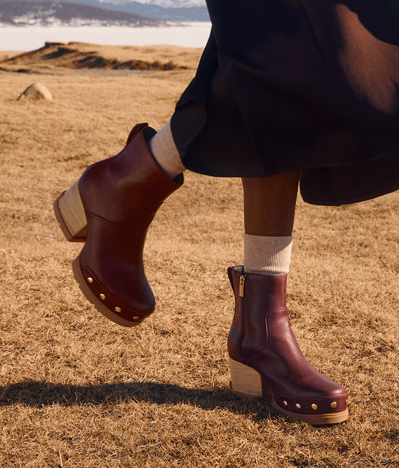 Roam'n™ Zip Women's Boot in Red Lodge