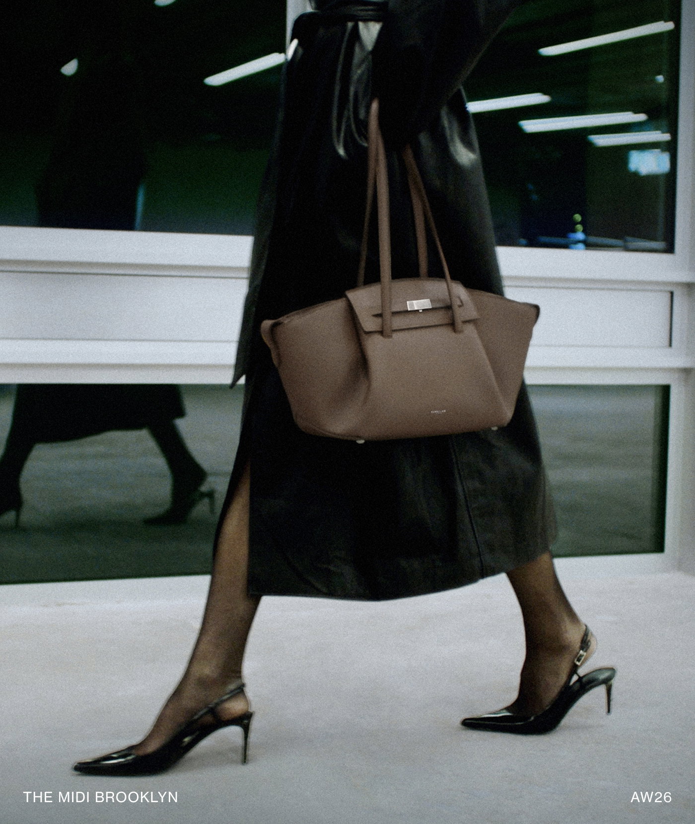 the midi brooklyn dark taupe