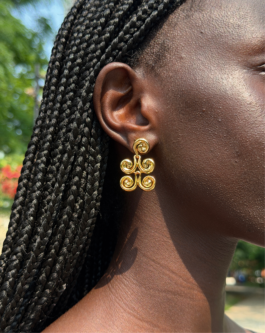 nico earrings medium in gold