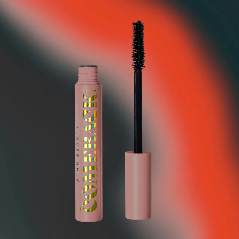 <strong>In The Box:</strong> My New Favorite Mascara Is Also the One I Love Taking Off