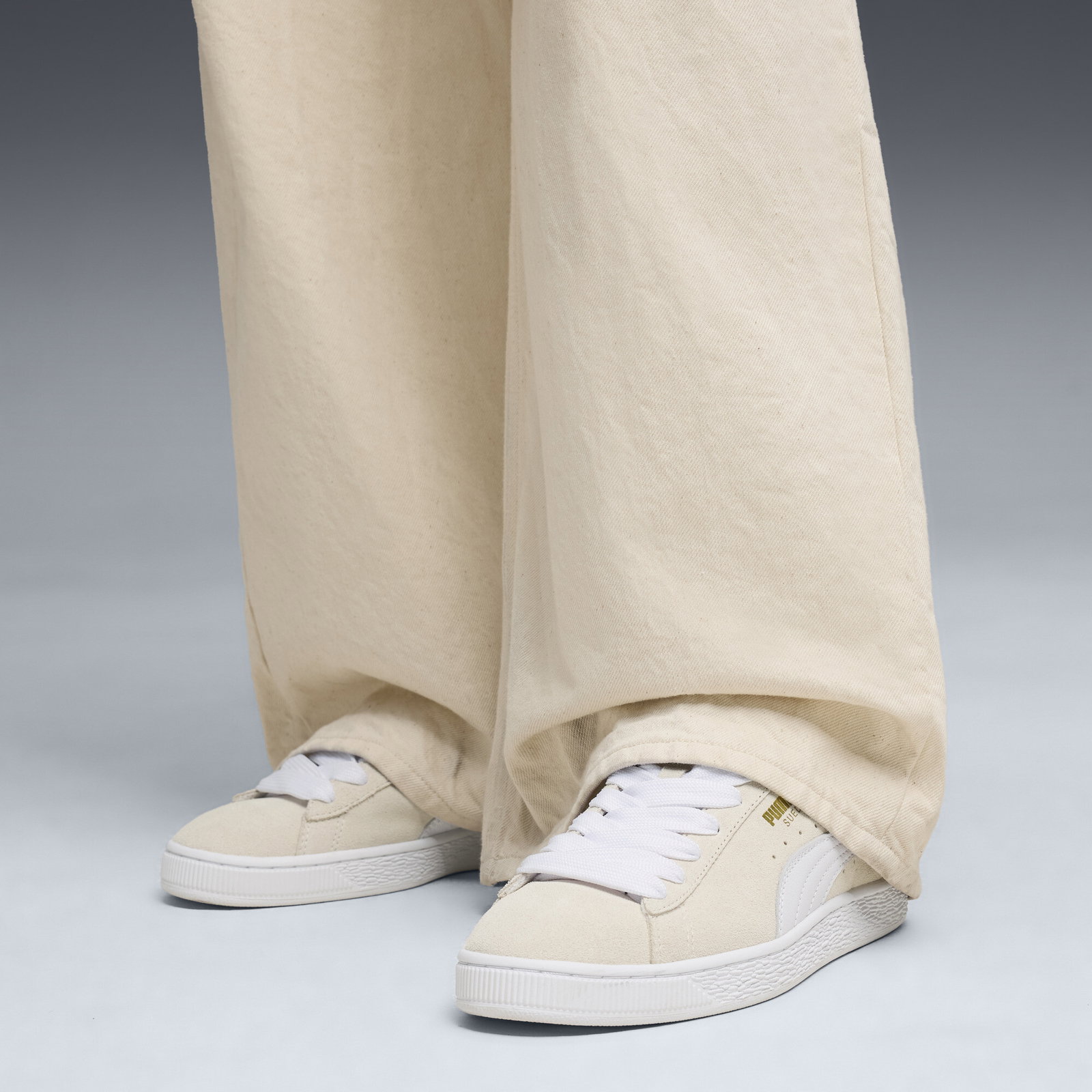 PUMA Suede Classic Sneakers