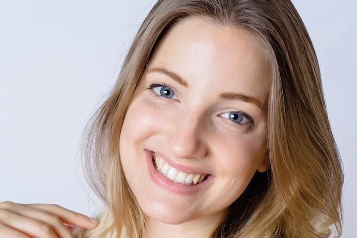 Hudföryngring med IPL 3 tillfällen hos Newshape Clinic på Kungshomen
