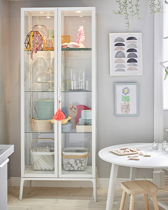 Glass display cabinet