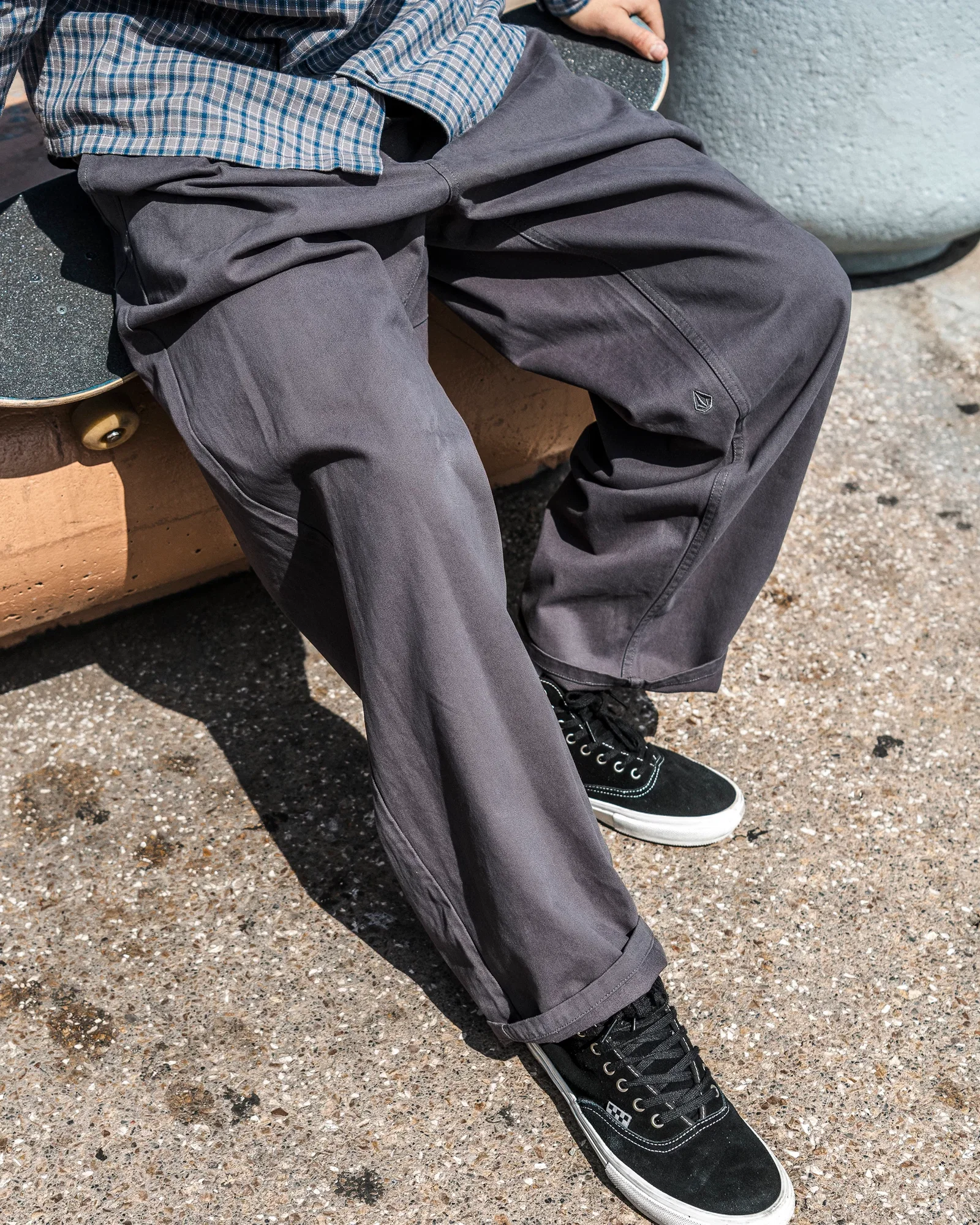 Image of Men's Chillow Pleat Elastic Waist Pants