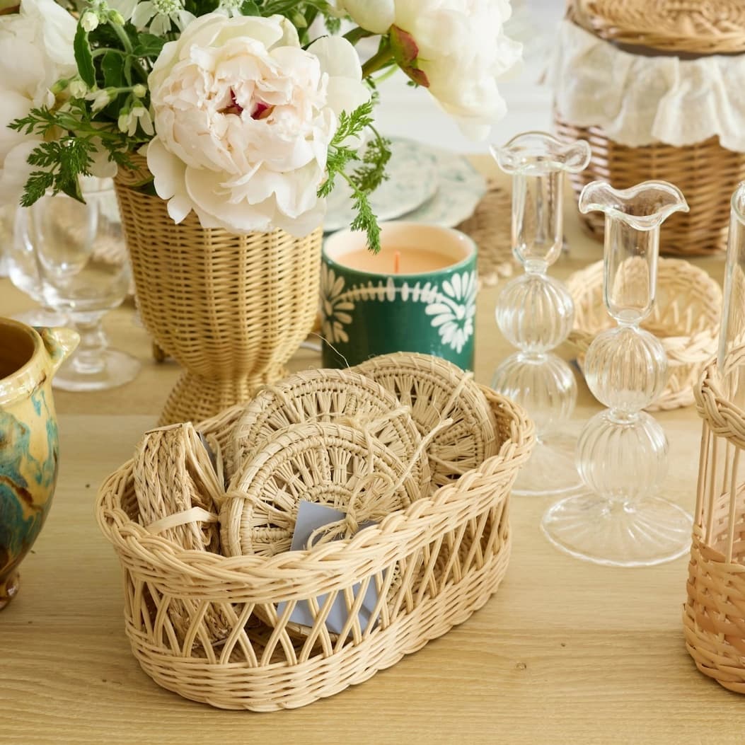 RATTAN & RAFFIA