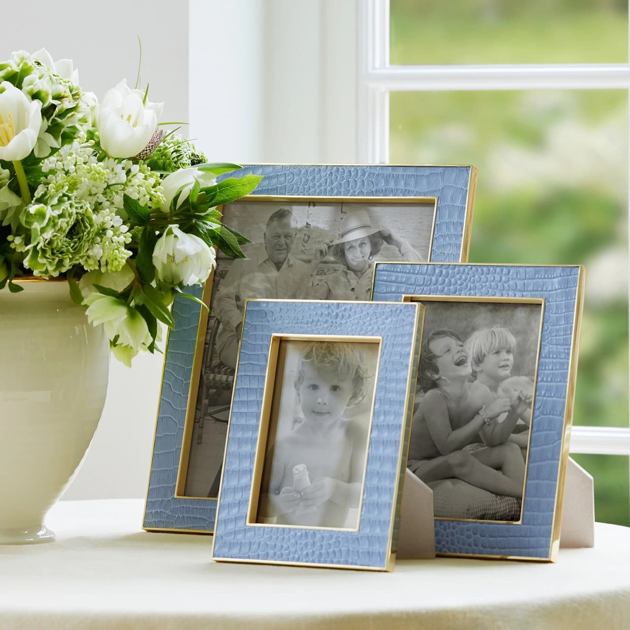 SUMMER FRAMES