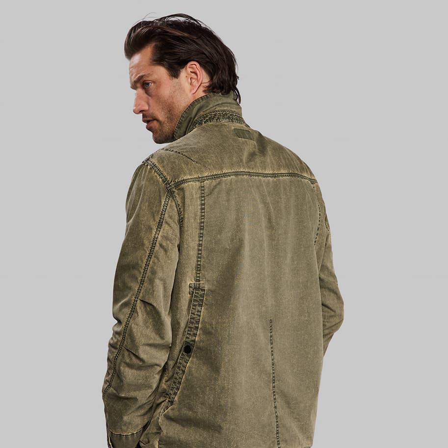 Planet Earth Lightweight Field Jacket | vollebak.com