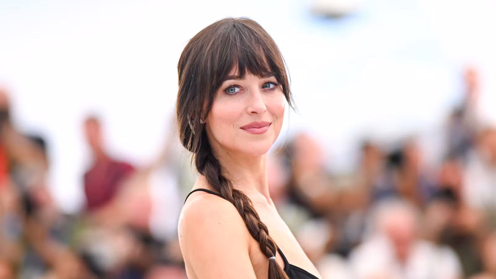 It Girls Agree — Your Wardrobe Needs More Slip Dresses