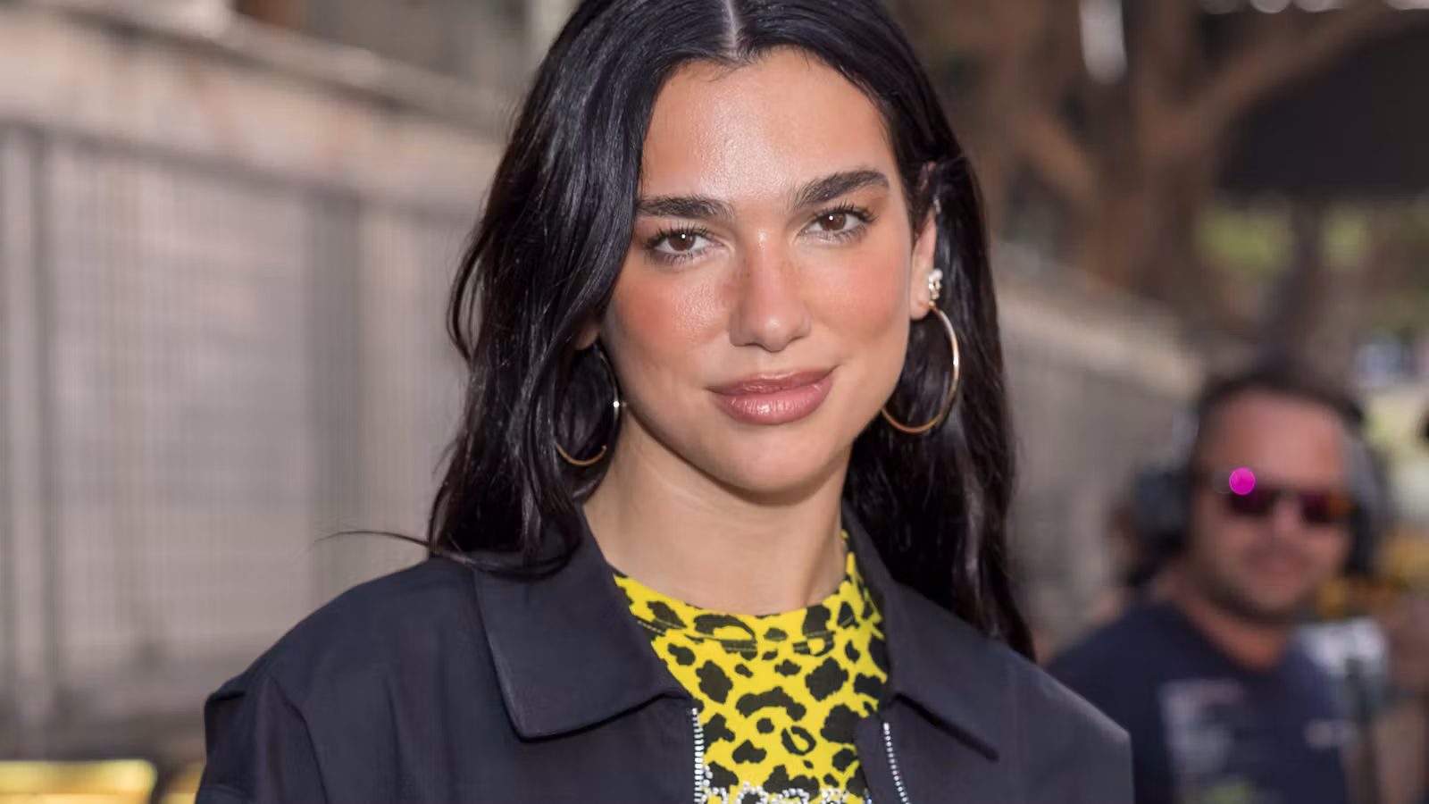 Dua Lipa Just Co-Signed This Anti-Skinny Jeans Trend 