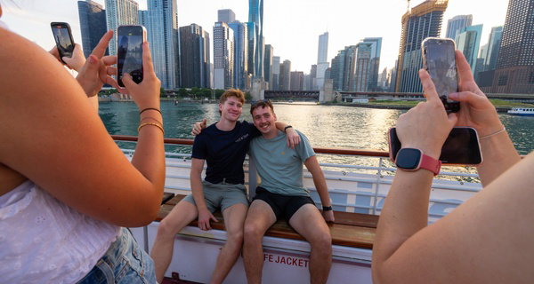 Evening Special Event Cruises with Tastings & Skyline Views