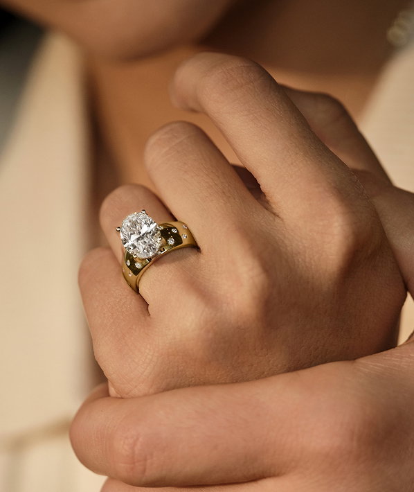 Customize your engagement ring