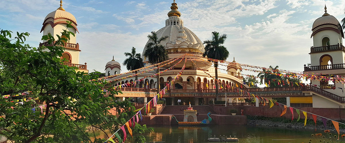 Golden Triangle & Luxury Lower Ganges Cruise 