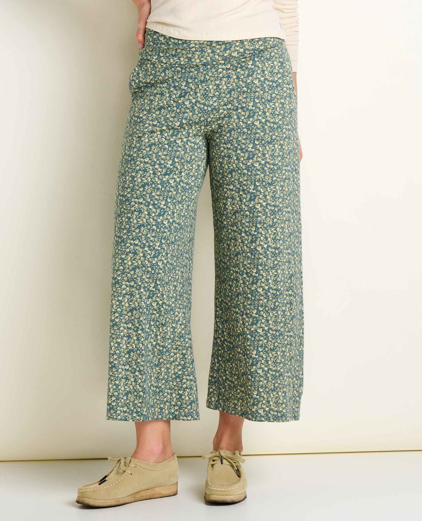Image of Chaka Wide Leg Crop Pant