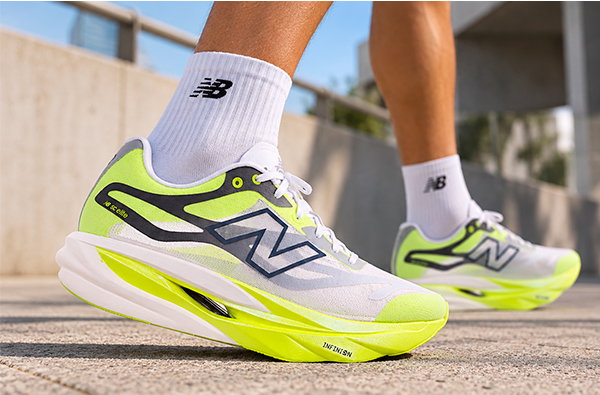 ¡Novedad! New Balance Elite V6