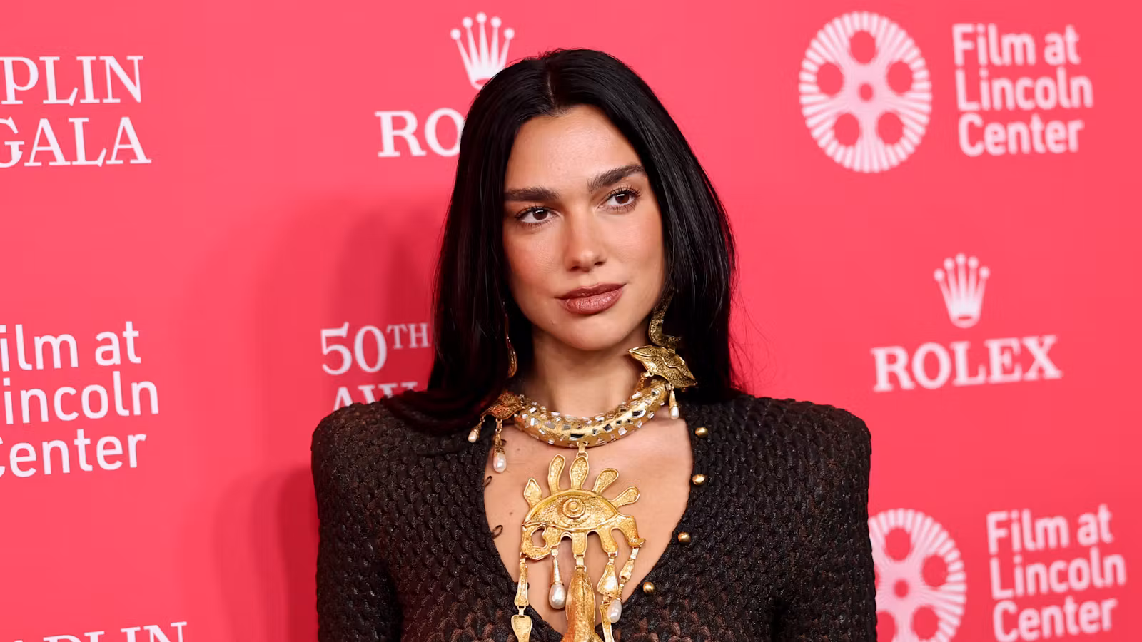 Dua Lipa’s Polka Dot Mani Is The Perfect End-Of-Summer Nail Art
