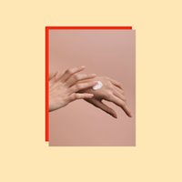 Women Of All Ages Say This Makes Your Hands Look Younger Overnight