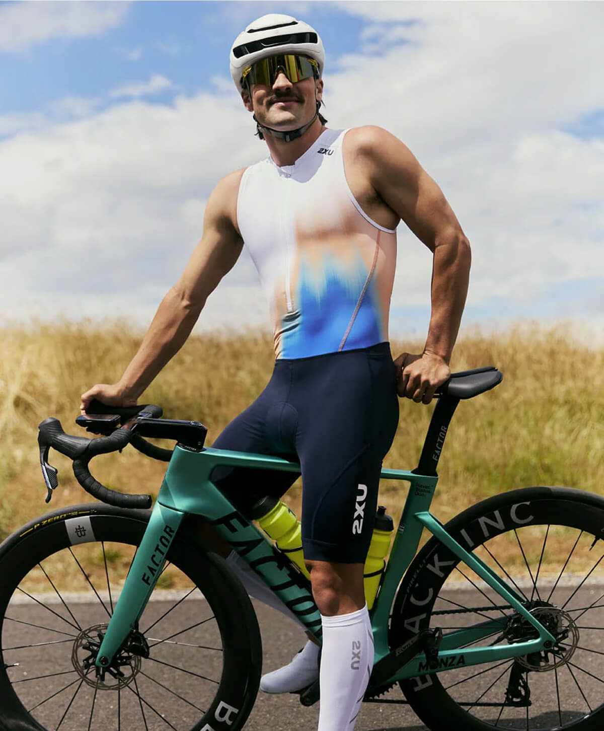 2XU 
