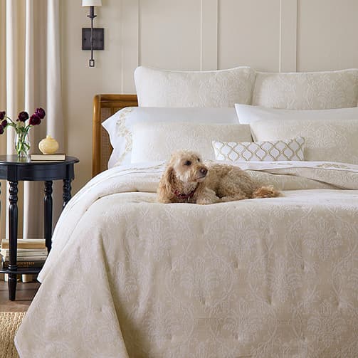 Isabela Quilt White 