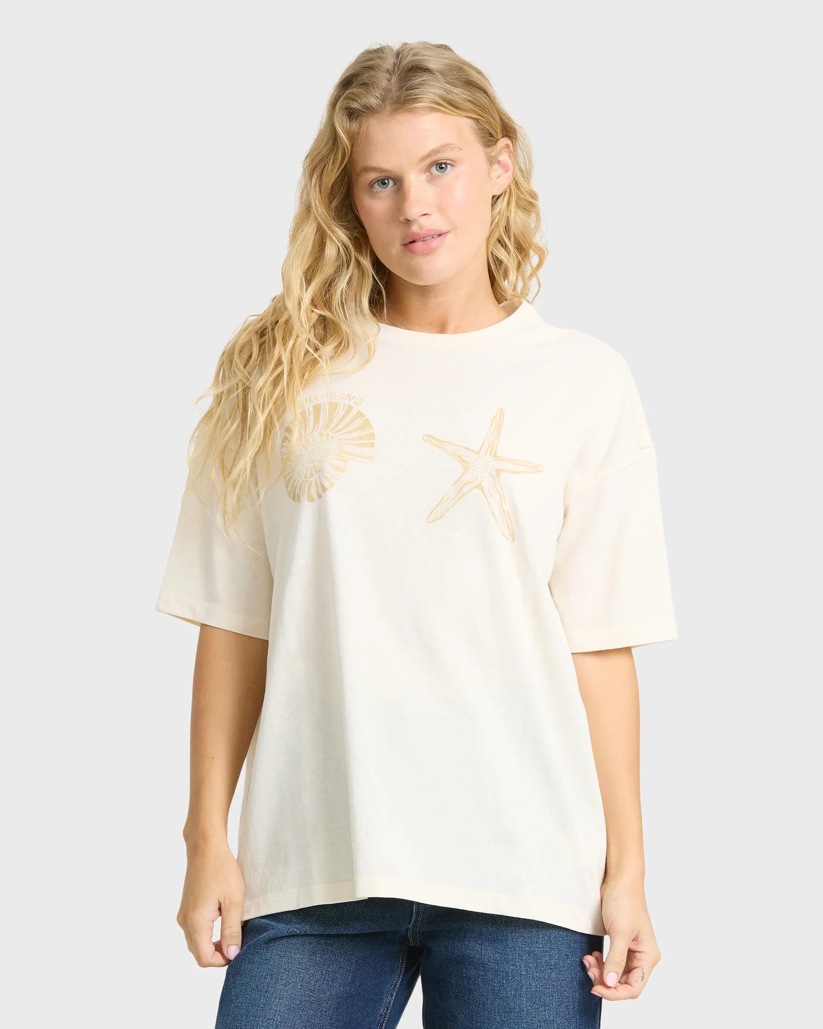 Image of In Front Of Me Short Sleeve Knit T-Shirt - White Cap