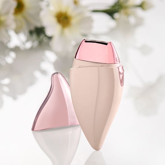 The Ladies Travel Shaver